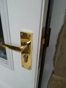 Keystone Locksmith Shop Plant City, FL 813-331-6165 - broken-key-extraction